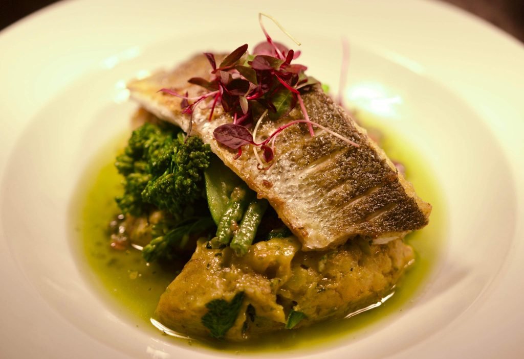 Fillet of seabass. An experience perfect for gifting.